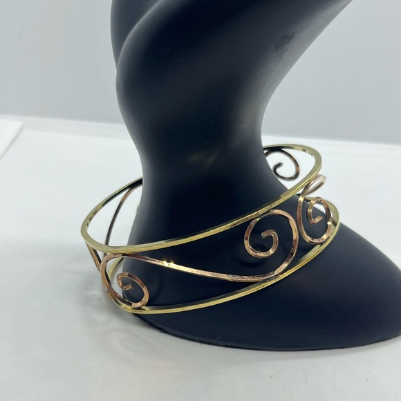 Harper 1/20 12k gold filled filigree open scroll cuff bracelet two tone gold - Picture 16 of 16